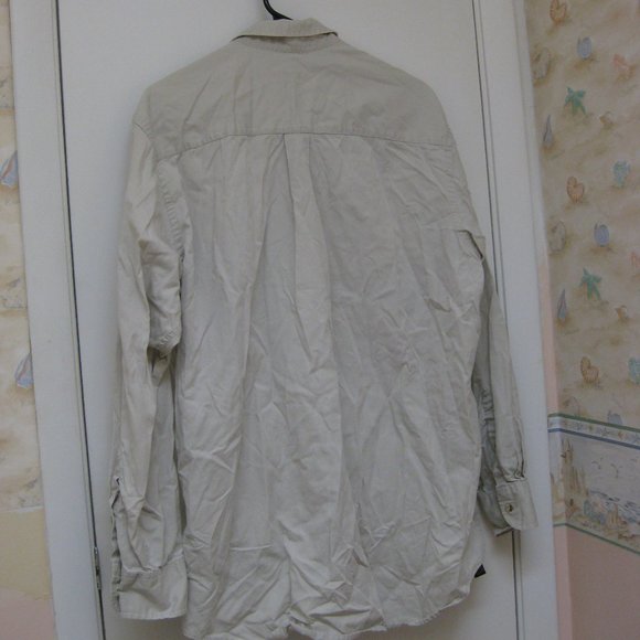 EUC Van Heusen khaki tan beige twill shirt 16.5 34 35 - Picture 2 of 3